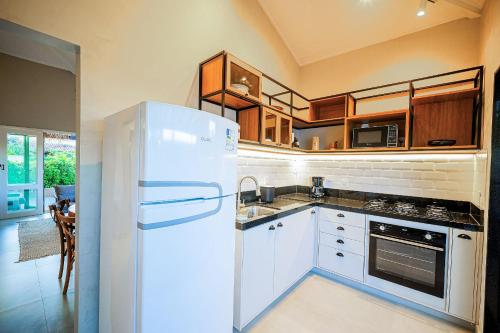 ห้องครัว, PÉ NA AREIA!Casa DelMare cond c/ saída na praia (PE NA AREIA!Casa DelMare cond c/ saida na praia) in หาดแม็กฮูอินฮอส