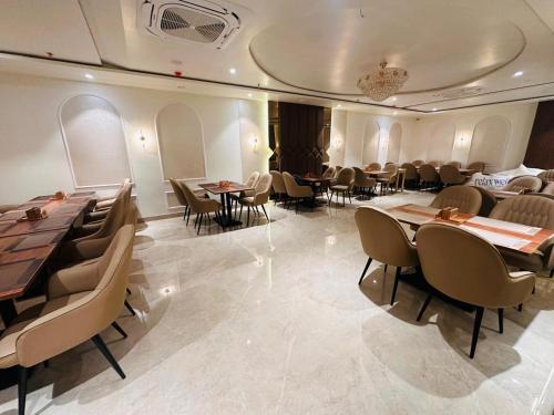 Hotel The Elite in ジャバルプール