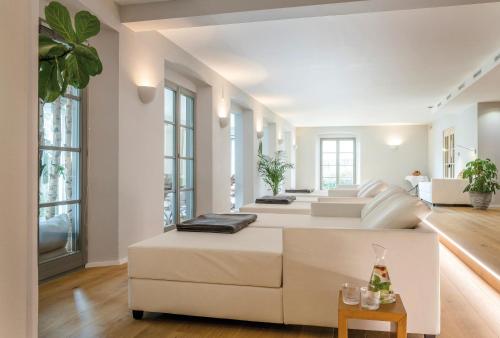 Gyógyfürdő, Landhotel Weißes Roß in Ihrlerstein