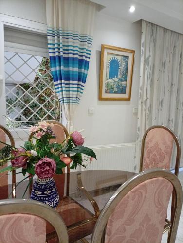 Villa Chic Garden & Parking -10 mn Airport in Ariana