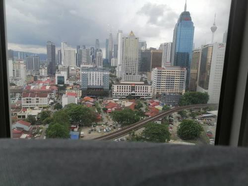 REGALIA RESIDENCE KLCC VIEW INFINITY POOL by BT RZQNA, Kuala Lumpur