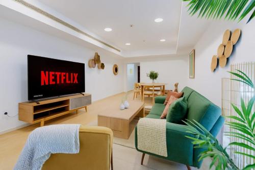 Boho Style 2BHK Apartment With Sea View Next to Tram Station, Dubaj (fotografie 2)