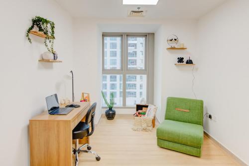 Boho Style 2BHK Apartment With Sea View Next to Tram Station, Dubaj (fotografie 10)