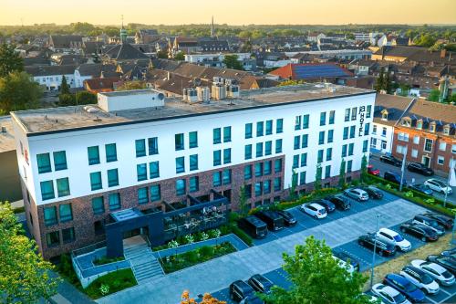 . JaHotel