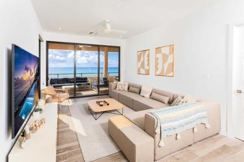 SeaDreams 1 - Luxury Condo with Shared Pool, Hot Tub, Rooftop Lounge, West Bay (foto 6)
