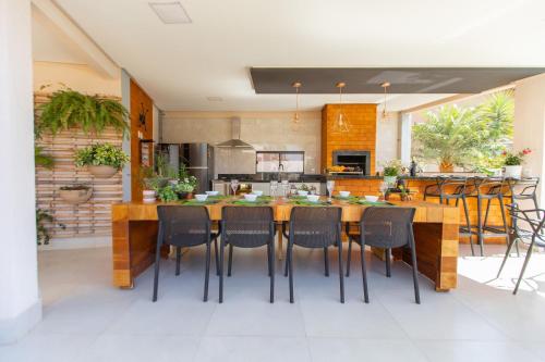 Kitchen, Exuberante Casa c/ Piscina e Suite Master c/ Hidro in Popular