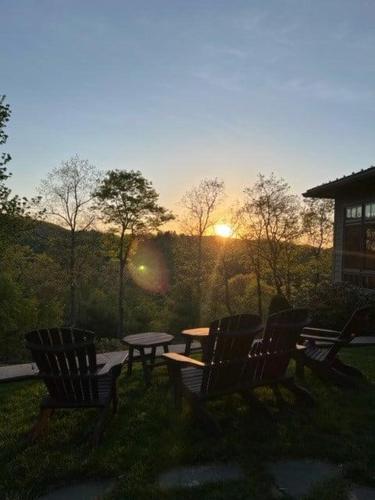 Misty Mountain Hop in Blowing Rock, USA