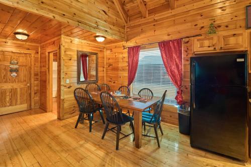 Facilities, Dog-loving cabin Theater room Gorgeous views in Oldham (TN)