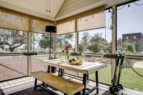 Walk to Marina, Park and Dtwn Cambridge Family Home in Cambridge (Maryland)