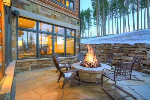 Skiers Palace in Breckenridge, USA