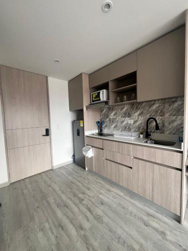 Modern studio apartment, comfortable, strategic location