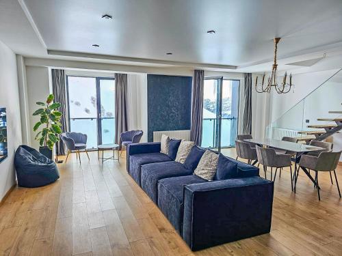 2 bedrooms, 3 beds