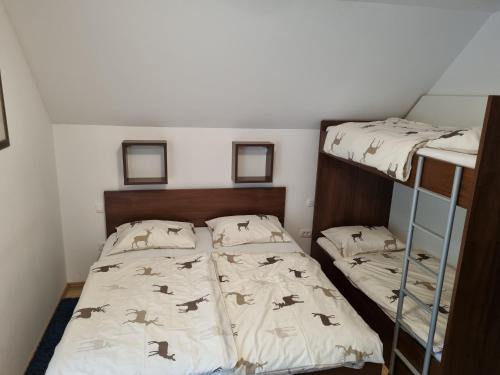 Rupicapra Holiday Mountain House in Fara