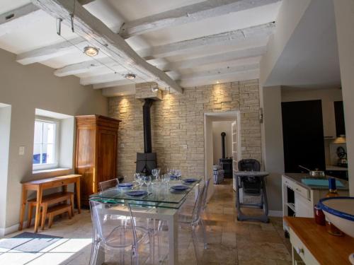 Maison avec Piscine Privée et Wifi en Dordogne - FR-1-616-501 (Maison avec Piscine Privee et Wifi en Dordogne - FR-1-616-501) in Ginestet