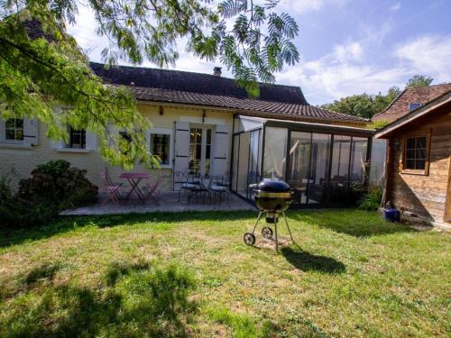 Maison avec Piscine Privée et Wifi en Dordogne - FR-1-616-501 (Maison avec Piscine Privee et Wifi en Dordogne - FR-1-616-501) in Ginestet