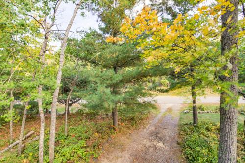 Fish, Hike and More Cozy Brainerd Cabin in Nisswa (MN)