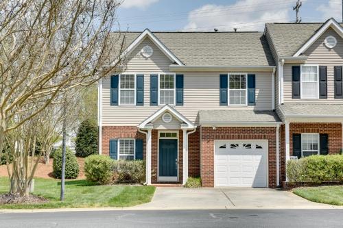 Inviting High Point Townhome with Patio and Privacy! in High Point, USA