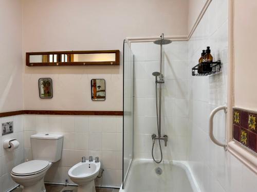 Lina's Tango Guesthouse, Buenos Aires (photo 8)