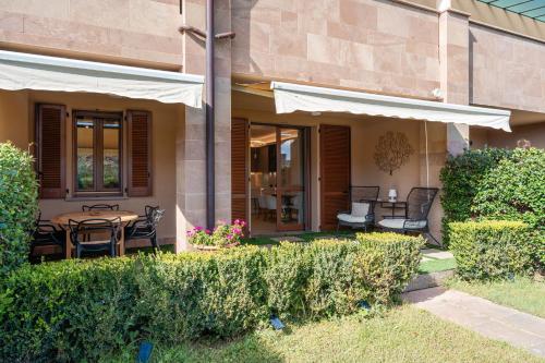 ทัศนียภาพภายนอกโรงแรม, Villa Preziosa a Tirrenia in ทิร์เรนเนีย