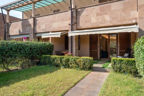 ทัศนียภาพภายนอกโรงแรม, Villa Preziosa a Tirrenia in ทิร์เรนเนีย