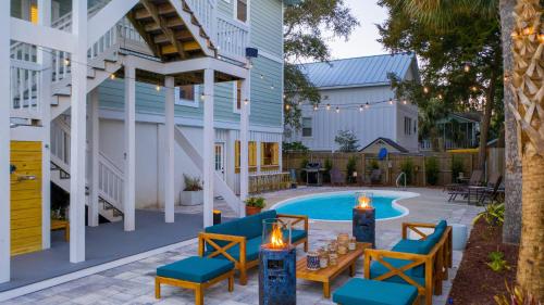 8 30th Avenue in Isle of Palms, USA