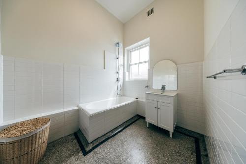 Strathfield Hotel - image 5
