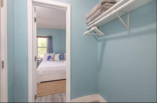 B02 5 min from beach studio Midtown Wynwood in Miami, USA
