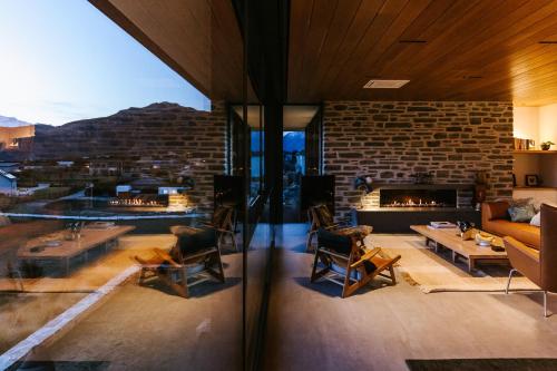 Ridgecrest - Sleeps 12 - Mountain Views - image 5