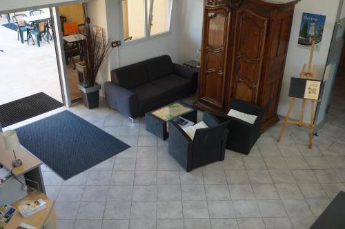 Logis Hotel Le Col De L'ange - image 12