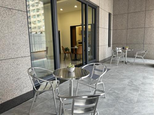 水木商旅高鐵左營館 (Water Woods Inn) in 左營區