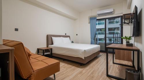 room detail thumbnail 0