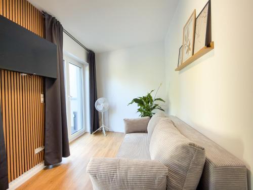 ImmoStay #3 - Penthouse mit zwei Balkonen & Seeblick, Parking & WiFi, Bremen (photo 9)