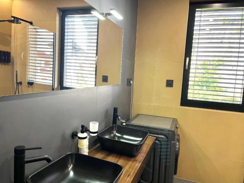 Deluxe Suite with Sea View