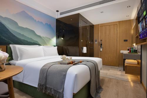 Qiuguo Hotel, Beijing West Railway Station Liuliqiao East Subway Station