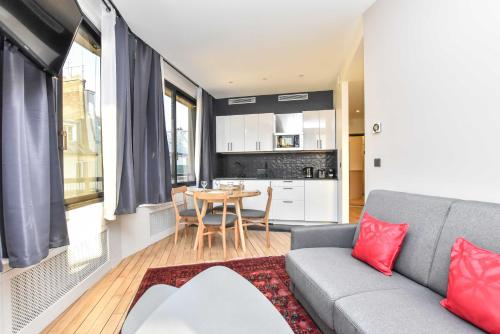 Stunning apartment - 1BR 4P - Opéra Garnier - image 4