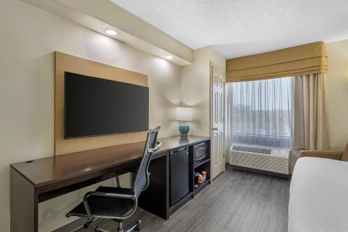 Sleep Inn near Busch Gardens - USF - image 11