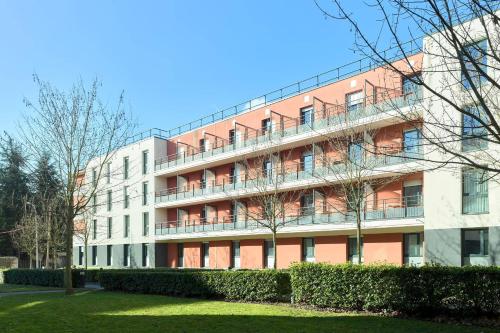 Comfort Suites Versailles St Cyr l'Ecole