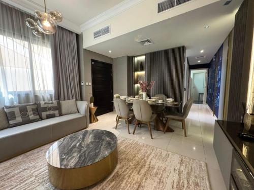 Luxury Smart Home Villa Damac Hills 2 3BR Ensuite, Dubai (Foto 5)