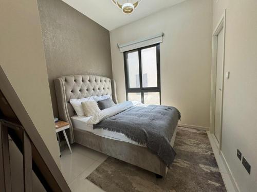 Luxury Smart Home Villa Damac Hills 2 3BR Ensuite, Dubai (Foto 6)