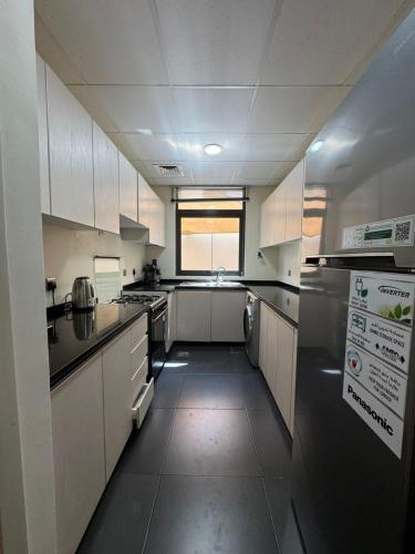 Luxury Smart Home Villa Damac Hills 2 3BR Ensuite, Dubai (Foto 10)