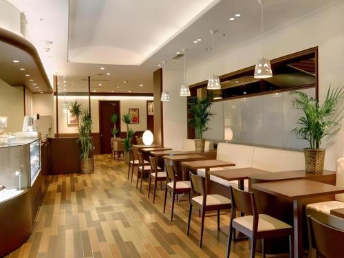 Ako Royal Hotel