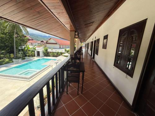 Vangsavath Hotel in Phoumok Road