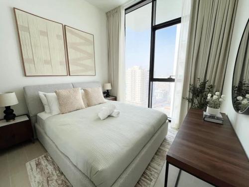 Warm Modern 2BR Retreat with Private Pool in JVC!, Dubái (foto 4)