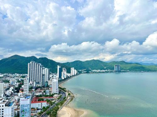 Sea view apartment- Muong Thanh Vien Trieu Nha Trang - image 3