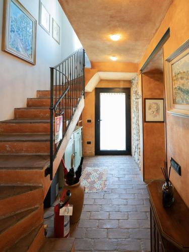 Skats, From the city to nature - Travel Proud certified - Mezzane di sotto VR pet-friendly in Mezzane Di Sotto