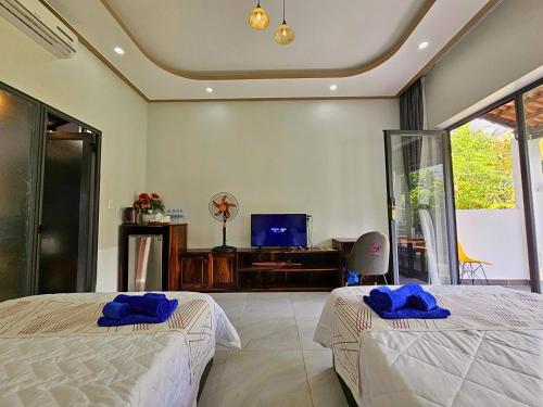 room detail thumbnail 0