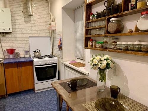 Двокімнатна квартира подобово в Охтирці in Buimerivka