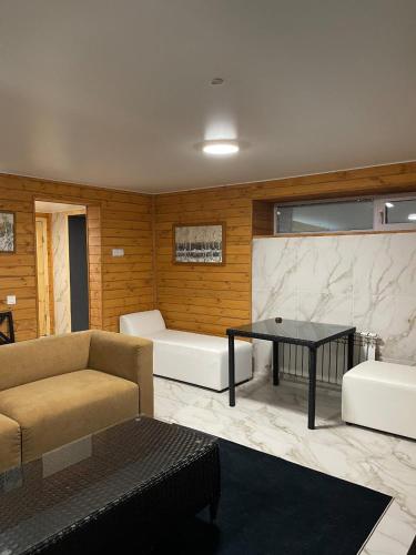 Avenue Boutique Hotel in Borovoja