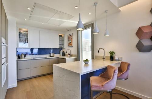 Le 120 m2 - luxe, piscine, terrasse et garage in La Fontaine Sainte