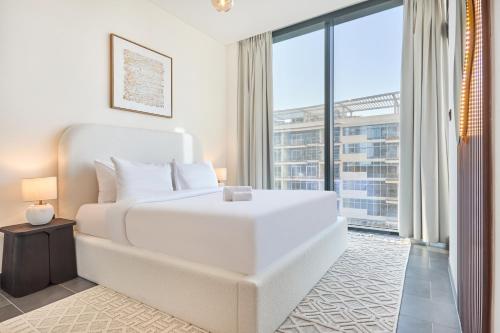 STAY BY LATINEM Luxury 1BR Holiday Home CB 0607 Near Burj Khalifa, Dubai (Foto 8)